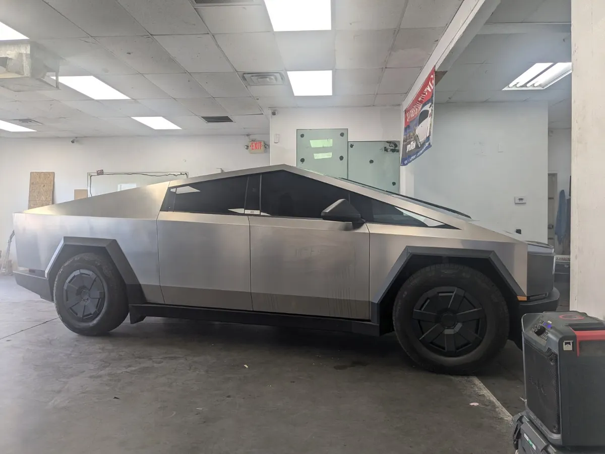 Desert Tint ceramic coating work in Las Vegas, NV