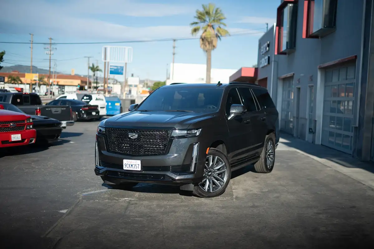 Ezie Wraps 1 ceramic coating work in Canoga, CA