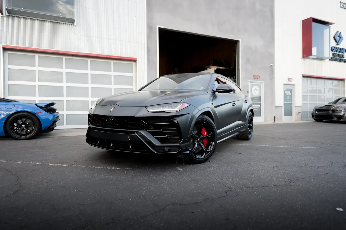 Ezie Wraps 1 ceramic coating work in Canoga, CA