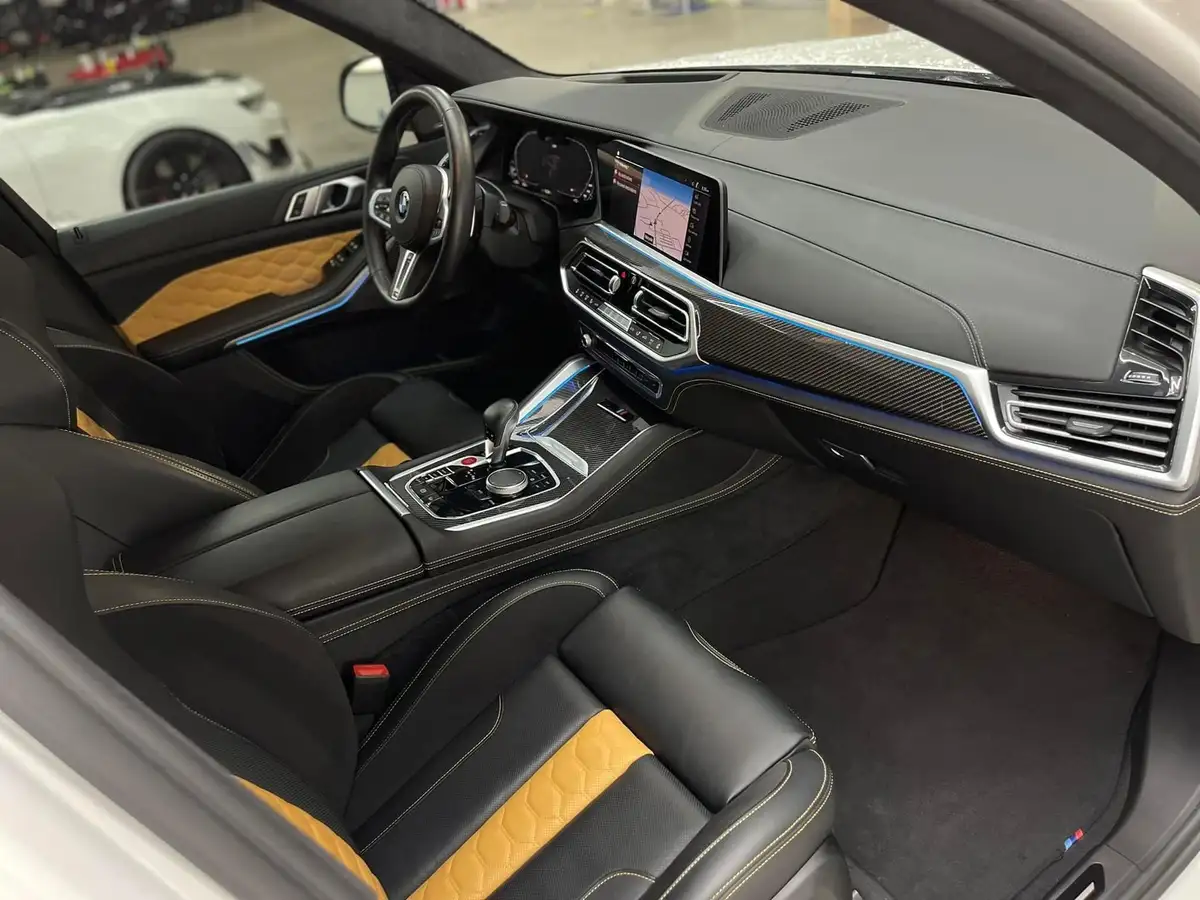 Finishing Touch Detailing and Paint Correction ceramic coating work in Maryville, TN