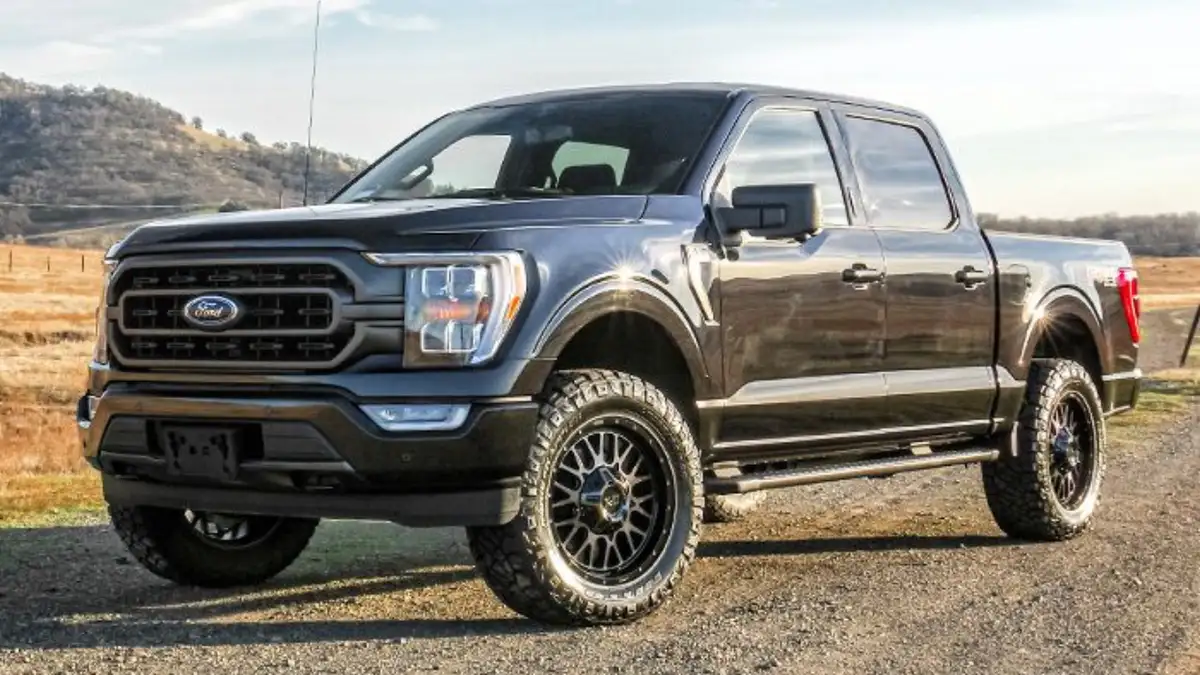 FX Window Tinting ceramic coating work in Fond du Lac, WI