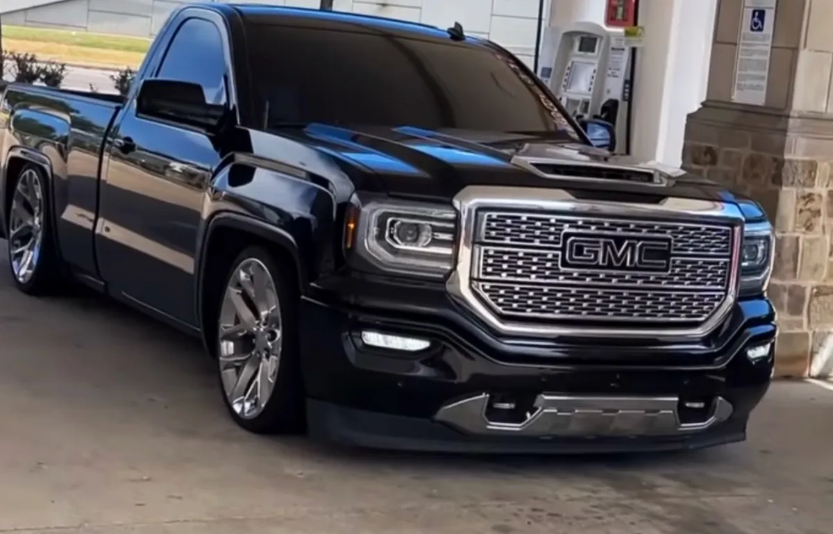 Mint Tinting ceramic coating work in College Station, TX