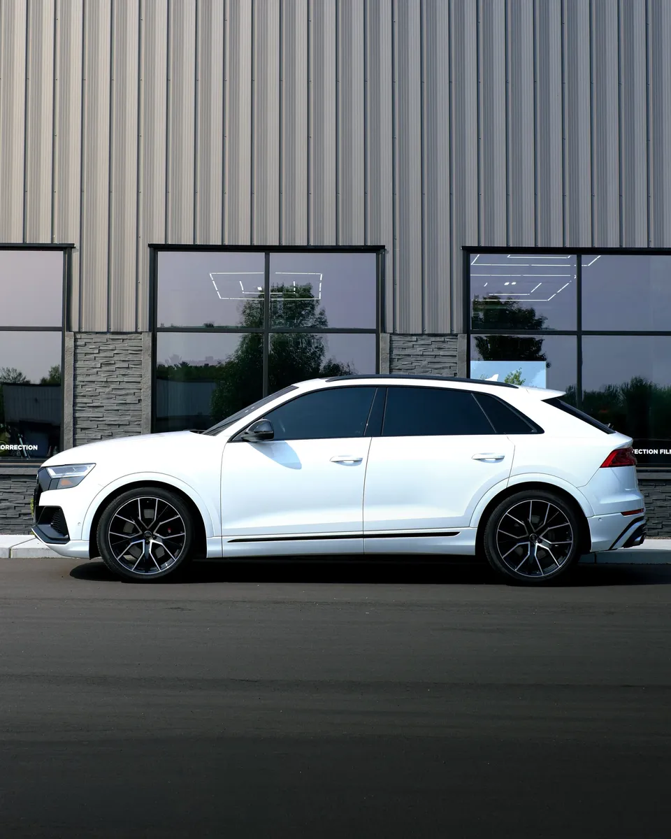 Plugs Garage ceramic coating work in Isanti, MN