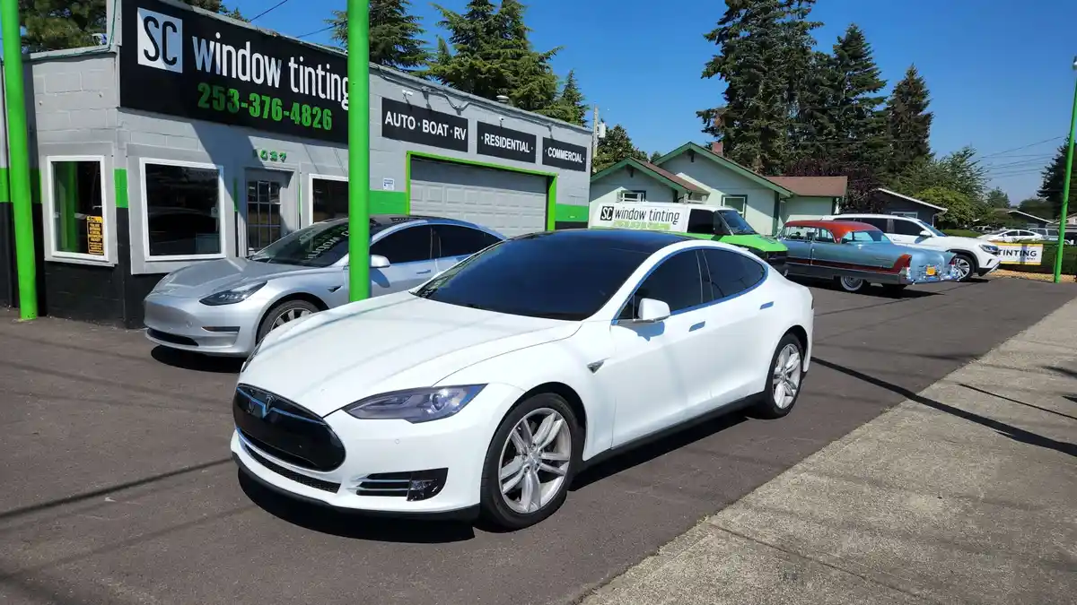 SC Window Tinting ceramic coating work in Puyallup, WA