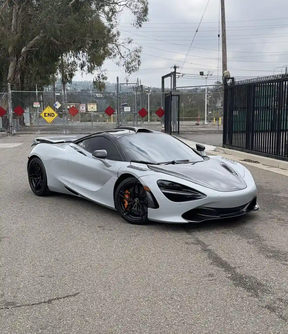 SoCal Vinyl LLC ceramic coating work in Anaheim, CA