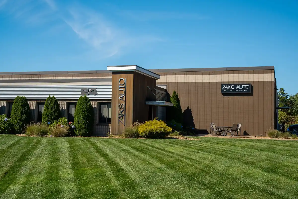 Zaks Auto — Hudson NH